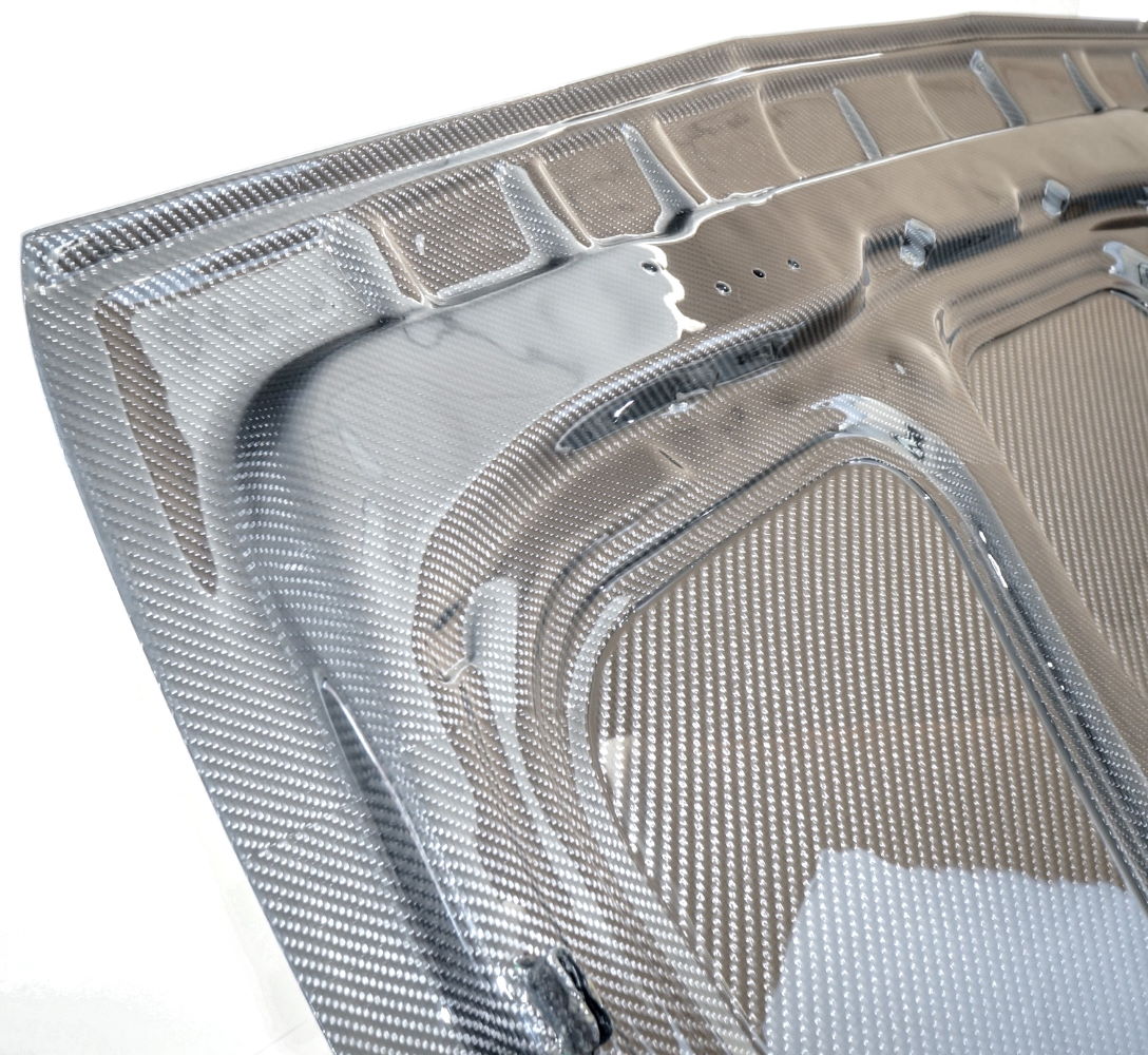 Best Exhaust Karbonius BMW M3 E30 Primed Carbon Fibre / Hood