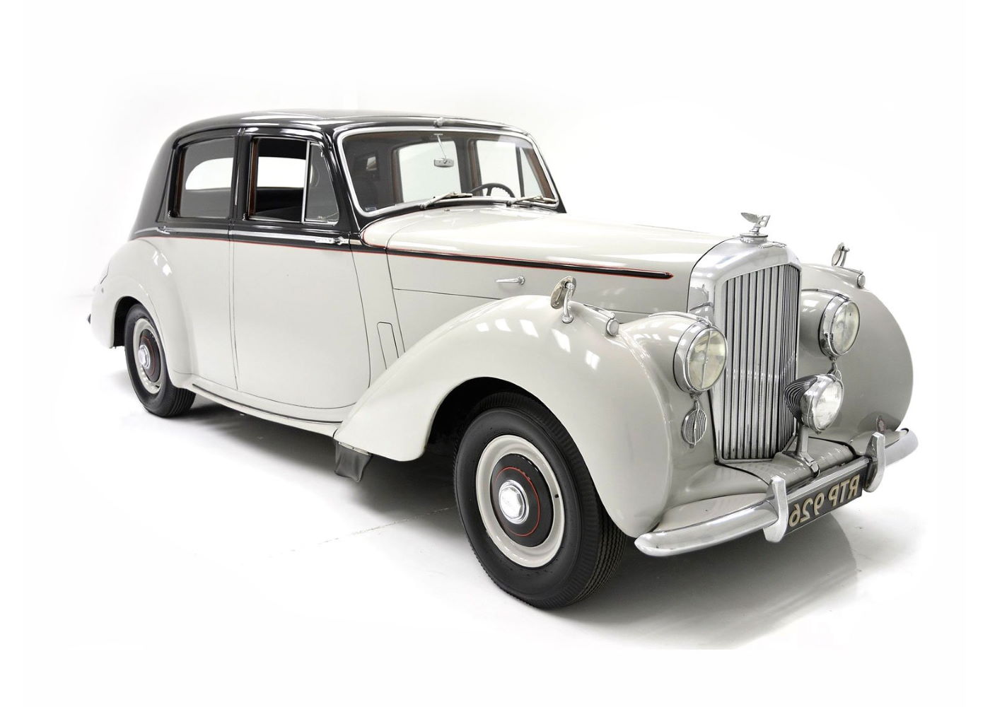 Bentley Mark VI & R-Type main image 0